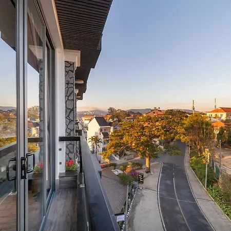 Hotel Le House Dalat Extérieur photo