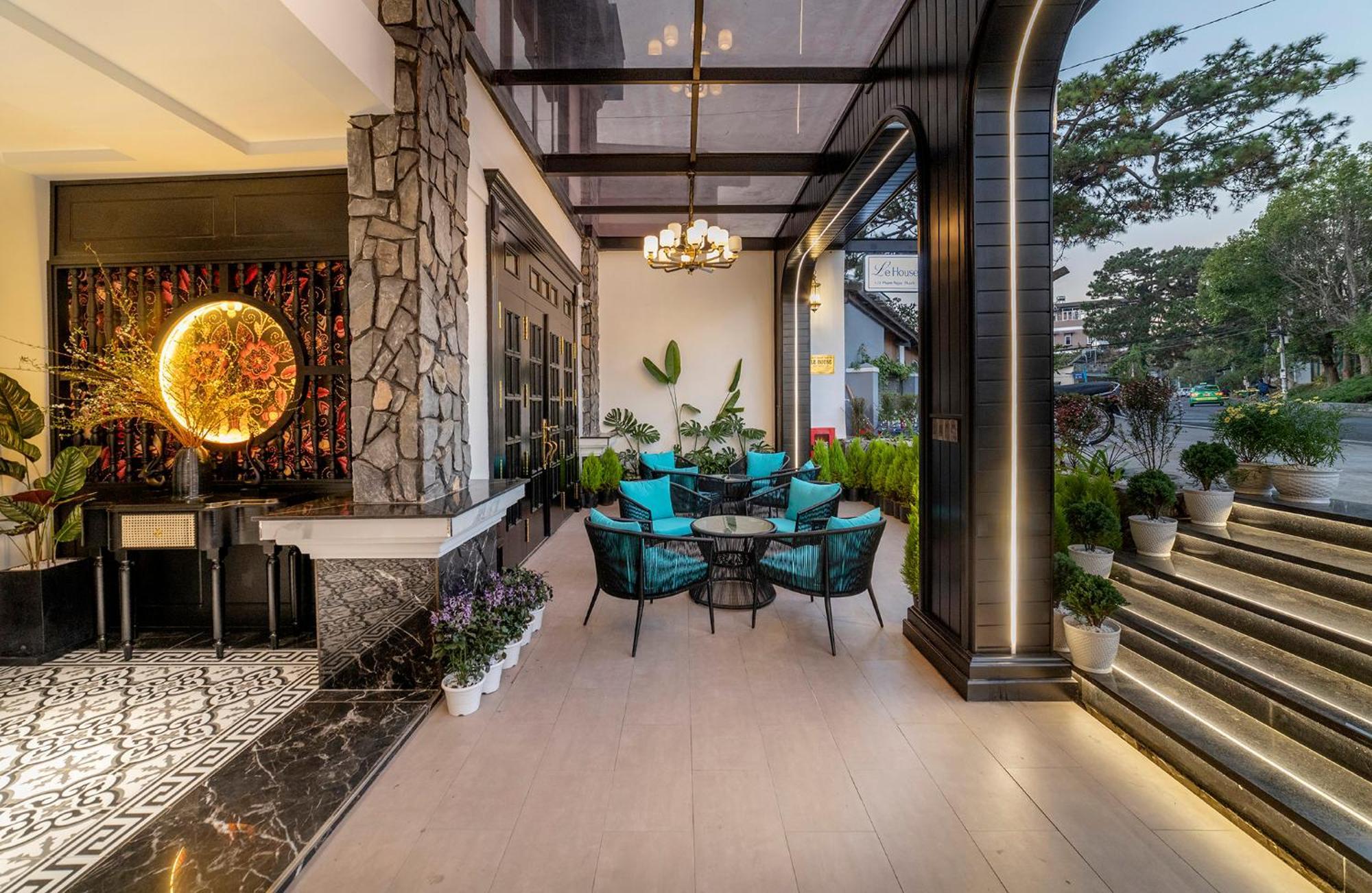 Le House Hotel